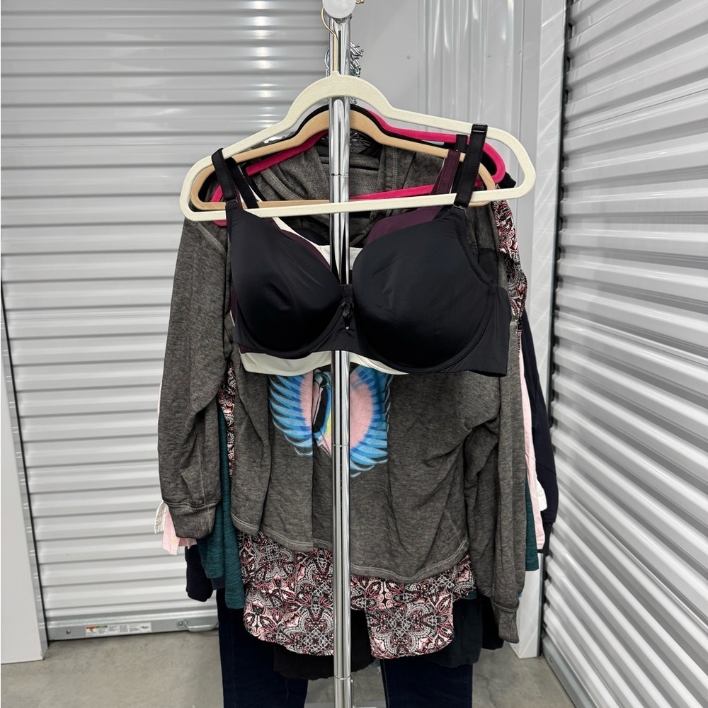Torrid | Lightly Lined T-Shirt Bra in Black | size 42C